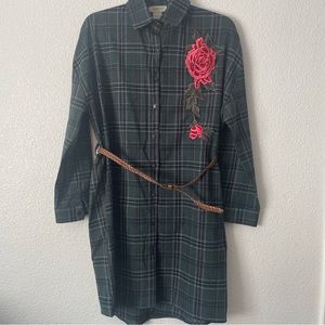 Passport Green Plaid Floral Appliqué L/S Button Front Preppy Shirt Dress Sz S